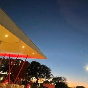 Meet your Posher, Ella